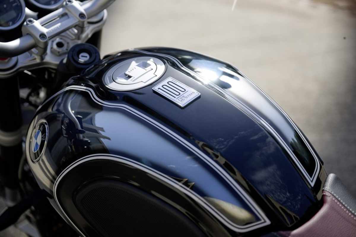 Chromflächen am Tank der Jubiläums-R nineT