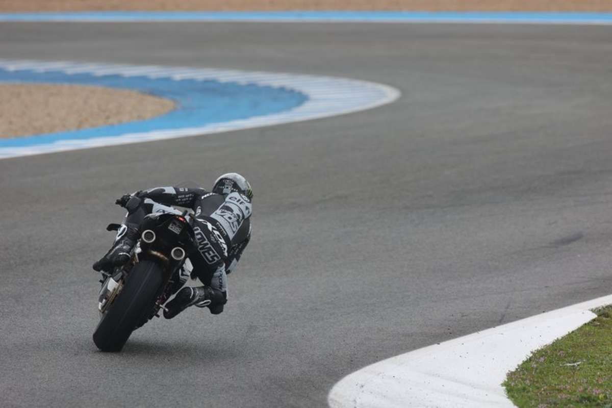 Das Superbike-Debüt von Sam Lowes mit der Ducati V4R