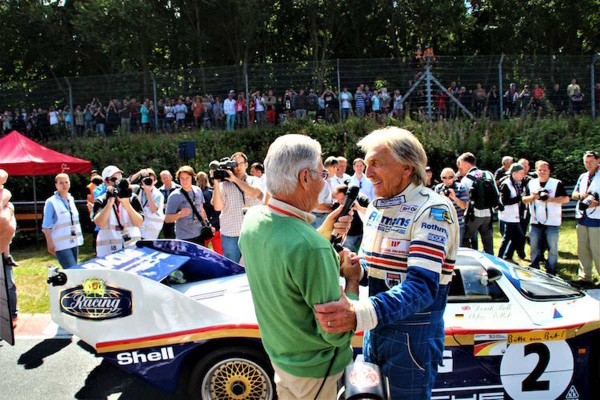 Wiedersehen nach vielen Jahren mit Derek 2013 bei der Einweihung des «Stefan Bellof-S» im Bereich Pflanzgarten