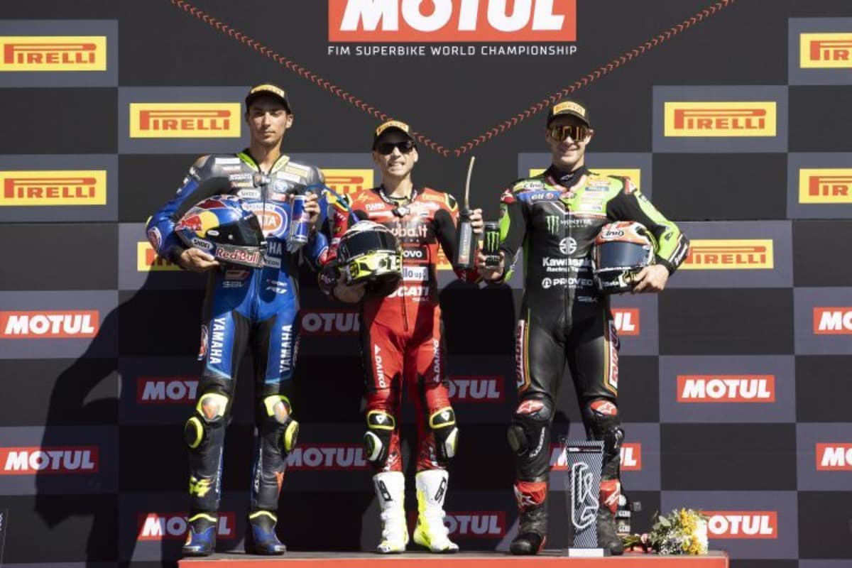 1. Rennen - Toprak Razgatlioglu, Álvaro Bautista & Jonathan Rea