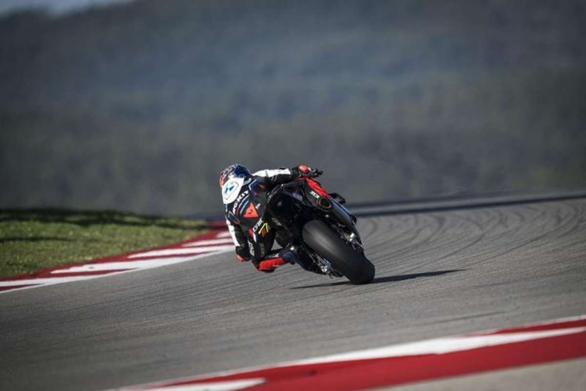 Toprak Razgatlioglu beim ersten Test mit BMW