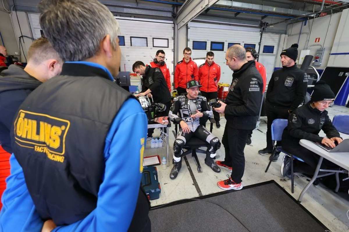 Das Superbike-Debüt von Sam Lowes mit der Ducati V4R