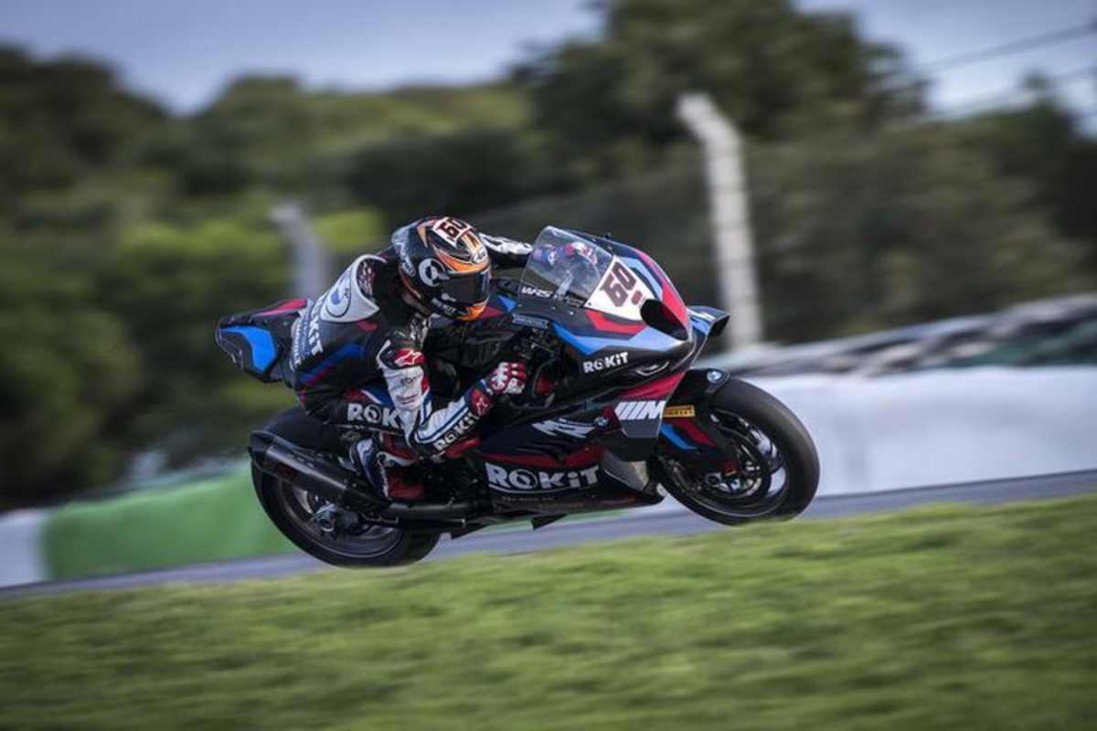 Toprak Razgatlioglu beim ersten Test mit BMW