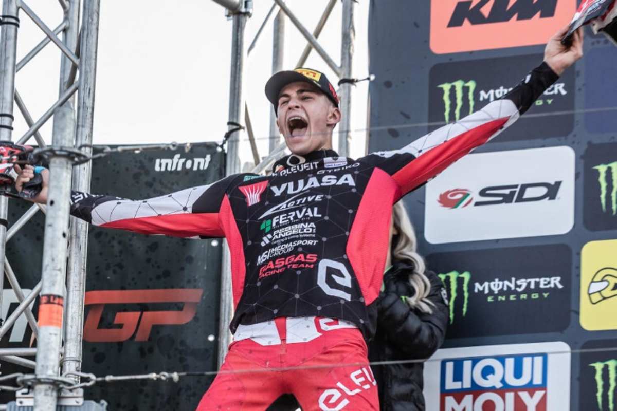 Mantua 2022: Unbändiger Jubel über den ersten Podestplatz in der MX2-WM