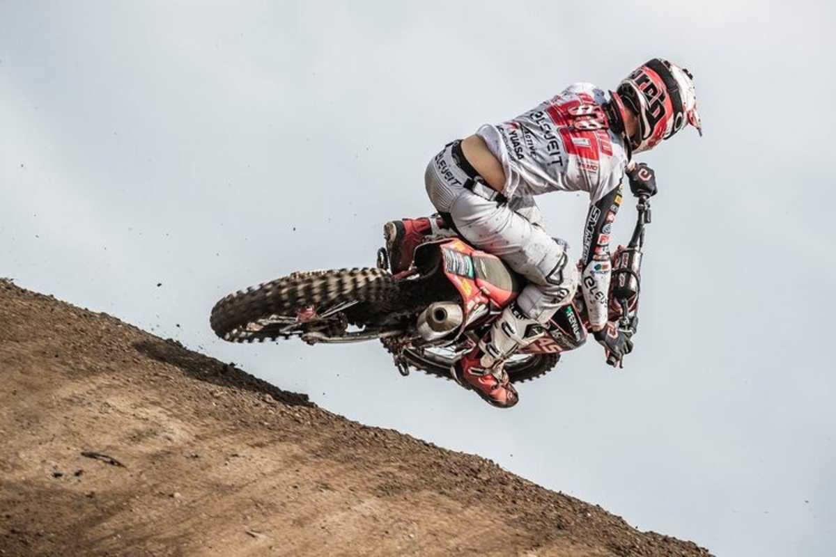 2022 steuert Adamo noch eine GASGAS in den SM Action-Farben