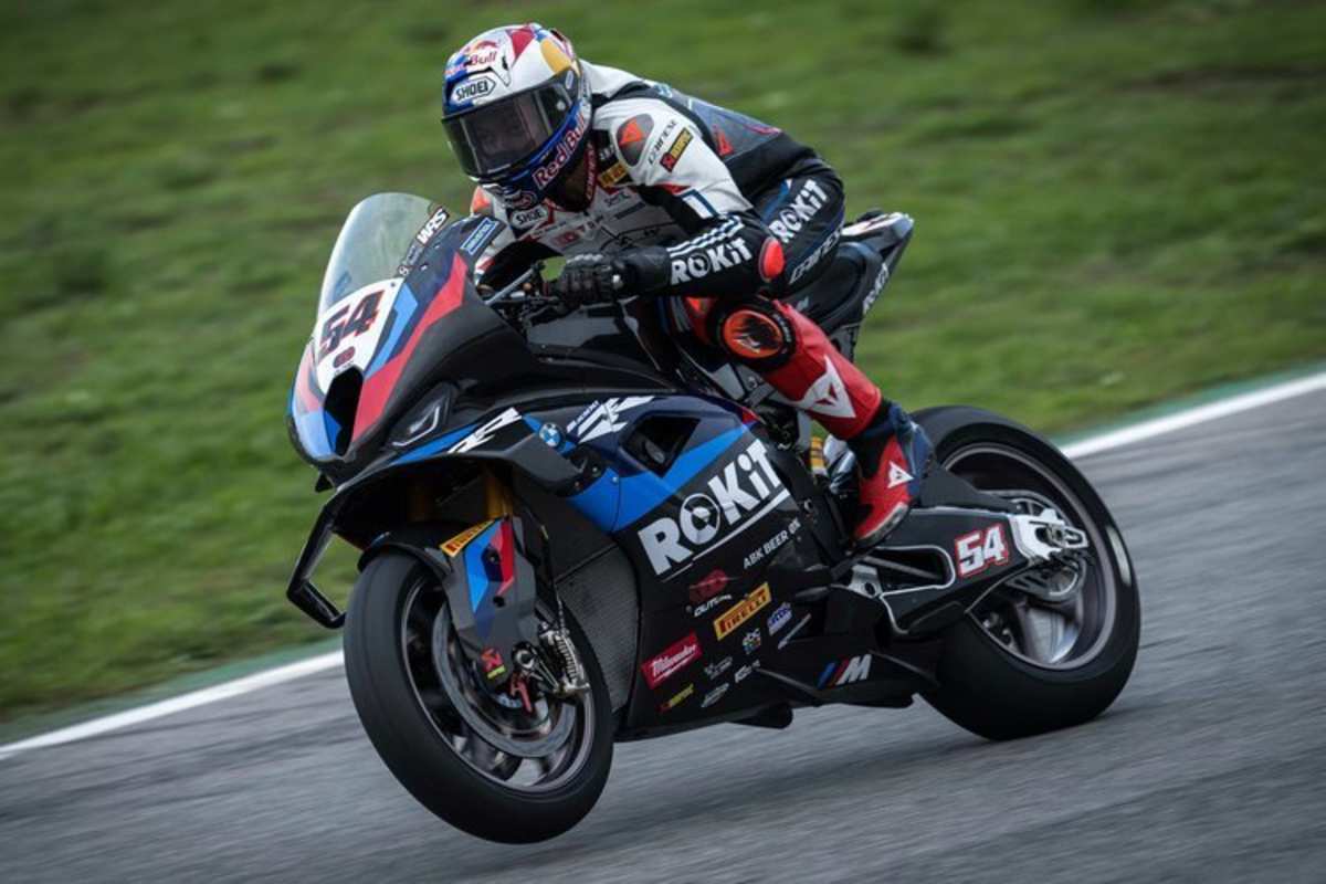 Toprak Razgatlioglu beim ersten Test mit BMW