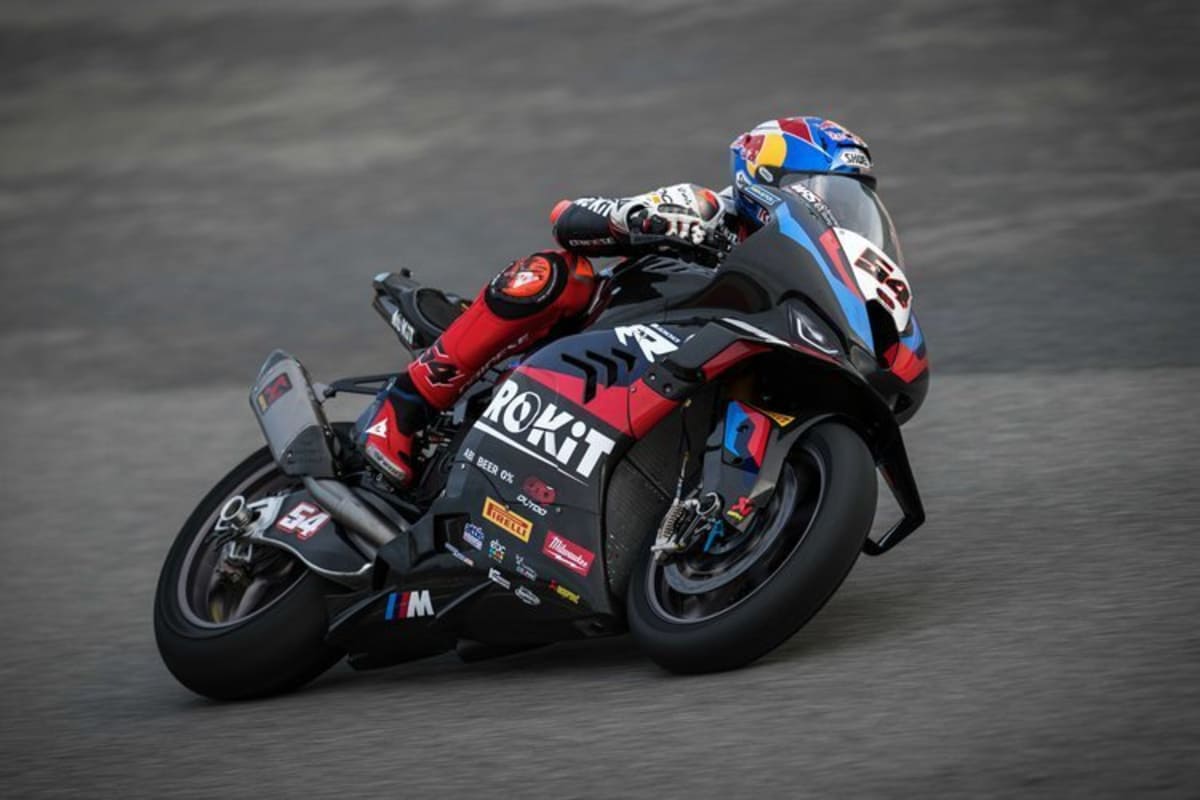 Toprak Razgatlioglu beim ersten Test mit BMW