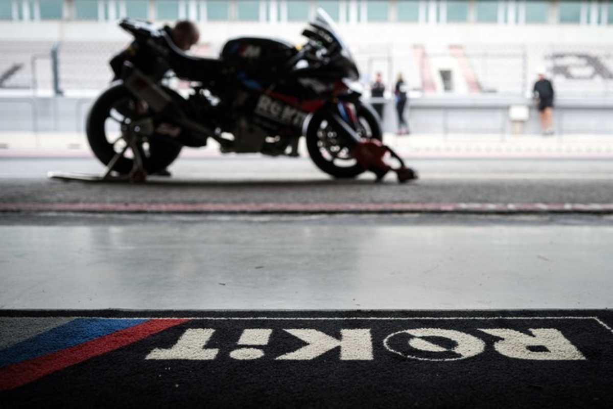 Toprak Razgatlioglu beim ersten Test mit BMW