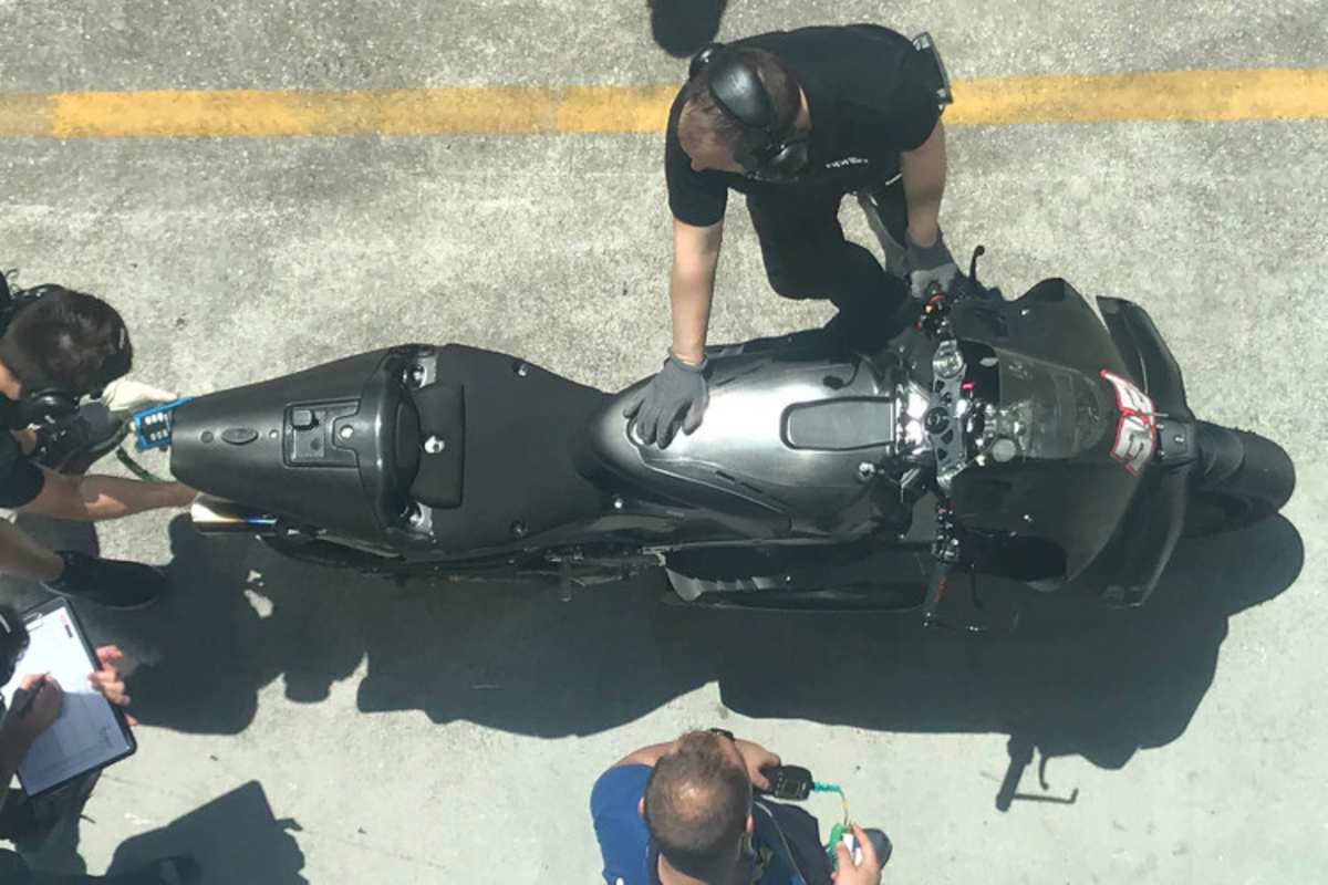 Die neue Aprilia RS-GP aus der Vogelperspektive