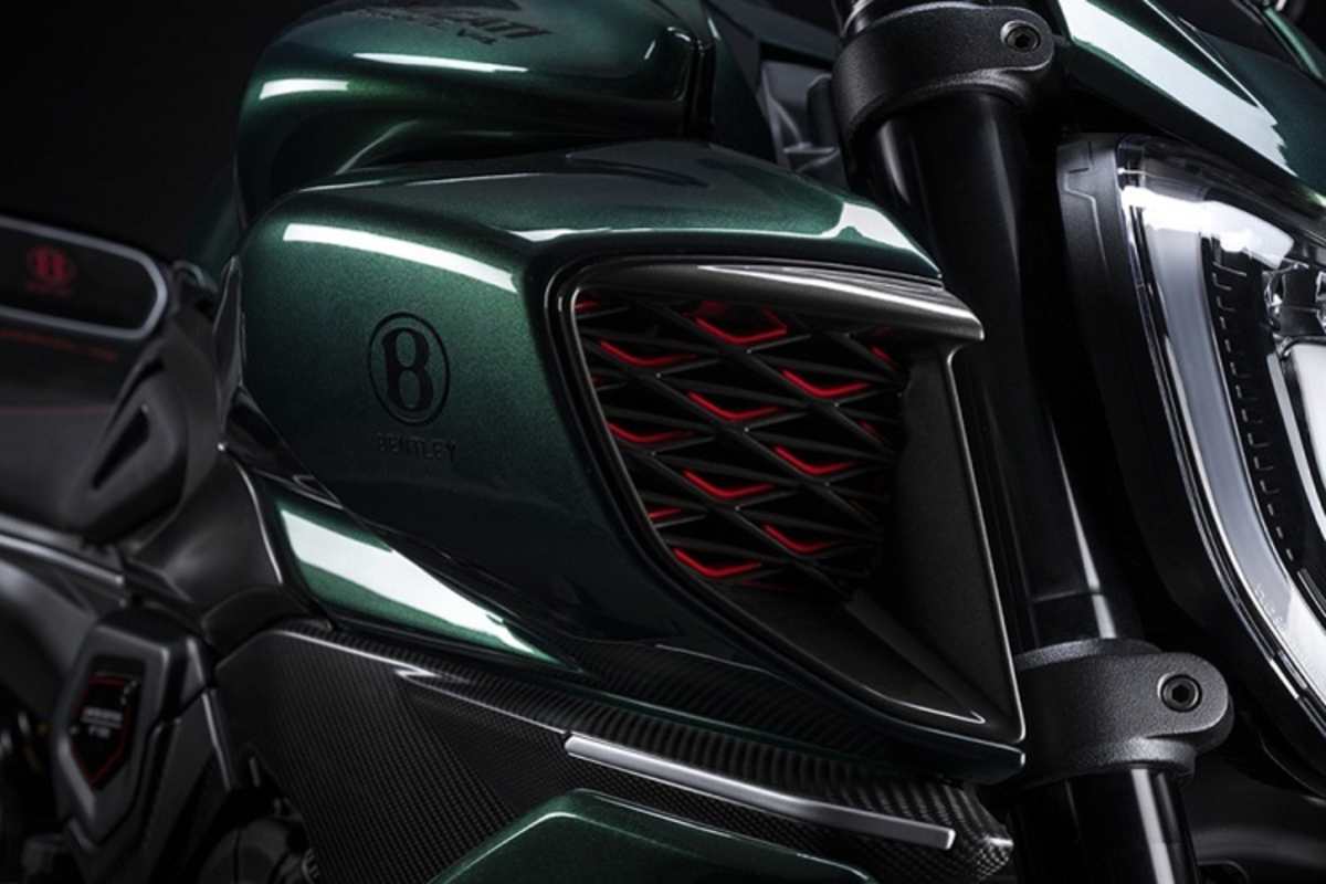 Gitter an den Luftschächten im Bentley-Design