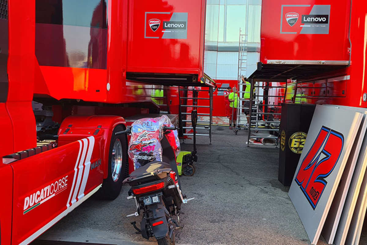 Enea Bastianini hat sein Leder bereits zu Lenovo Ducati gebracht