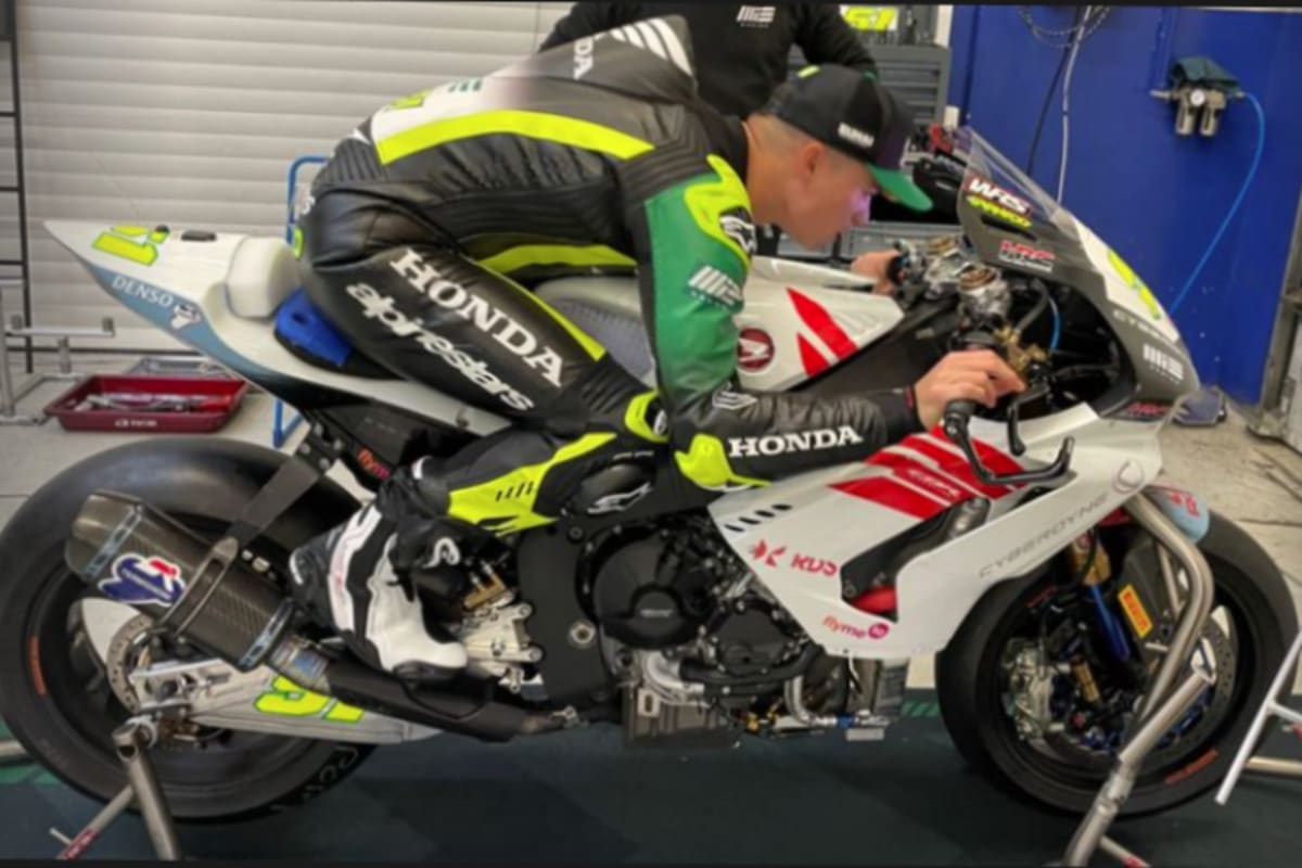 Sitzprobe von Eric Granado auf der MIE Honda