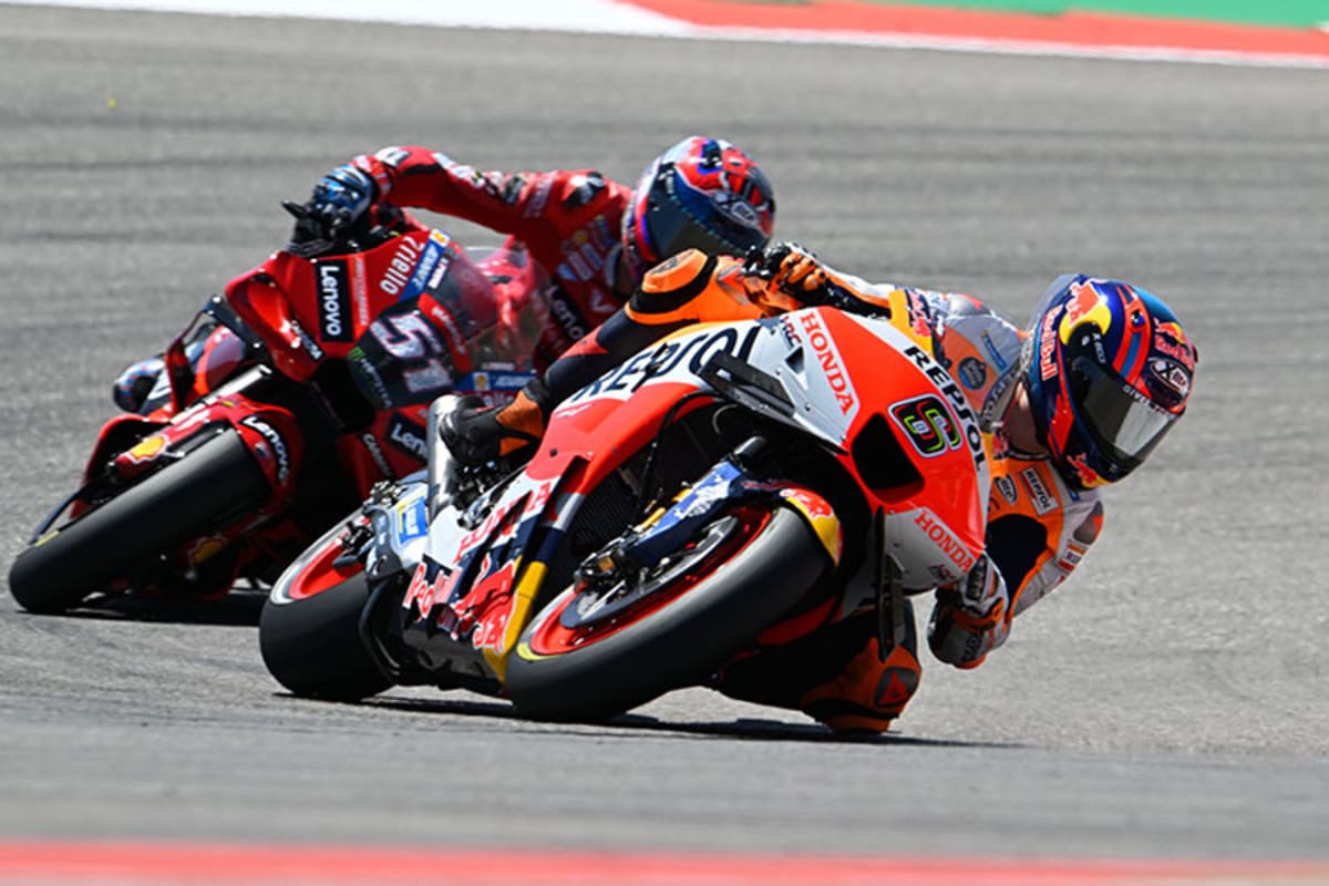 Stefan Bradl (6) knapp vor Michele Pirro