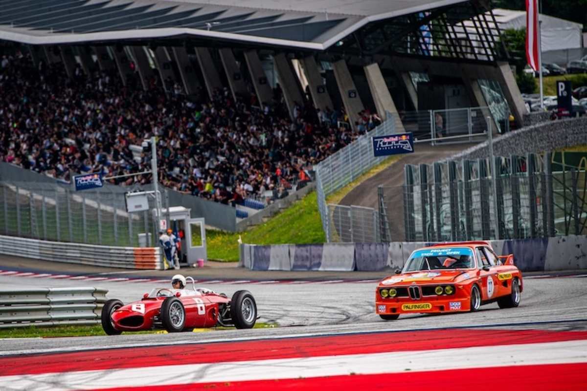 Da schlägt das Motorsport-Herz höher: Bei den Red Bull Ring Classics können die Fans viele Kult-Autos in Aktion erleben