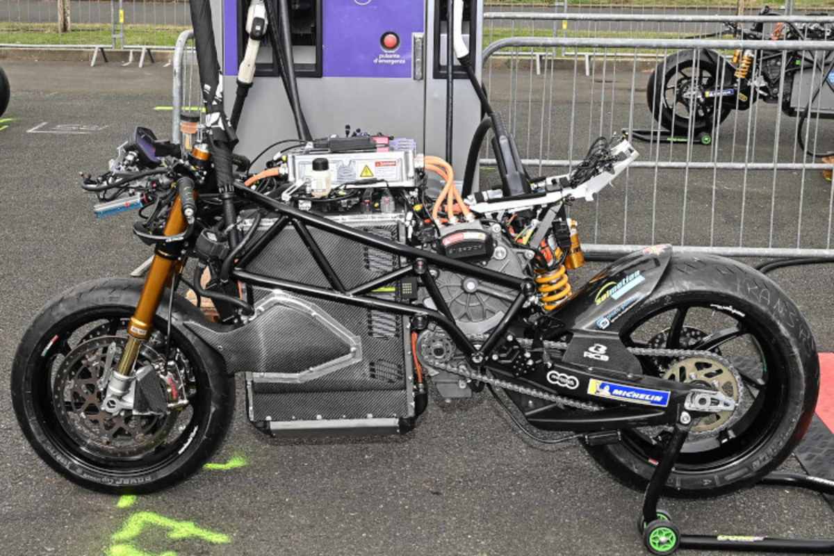 Zum Vergleich: Das Innenleben einer Energica Ego Corsa