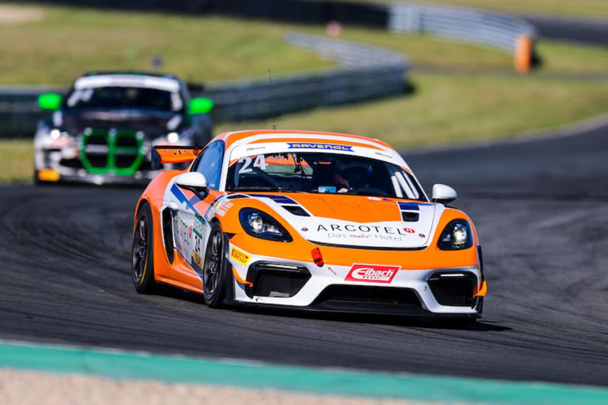  Zum dritten Mal in Folge ist Porsche die am stärksten vertretene Marke - neun 718 Cayman GT4 RS Clubsport starten in der populären Rennserie