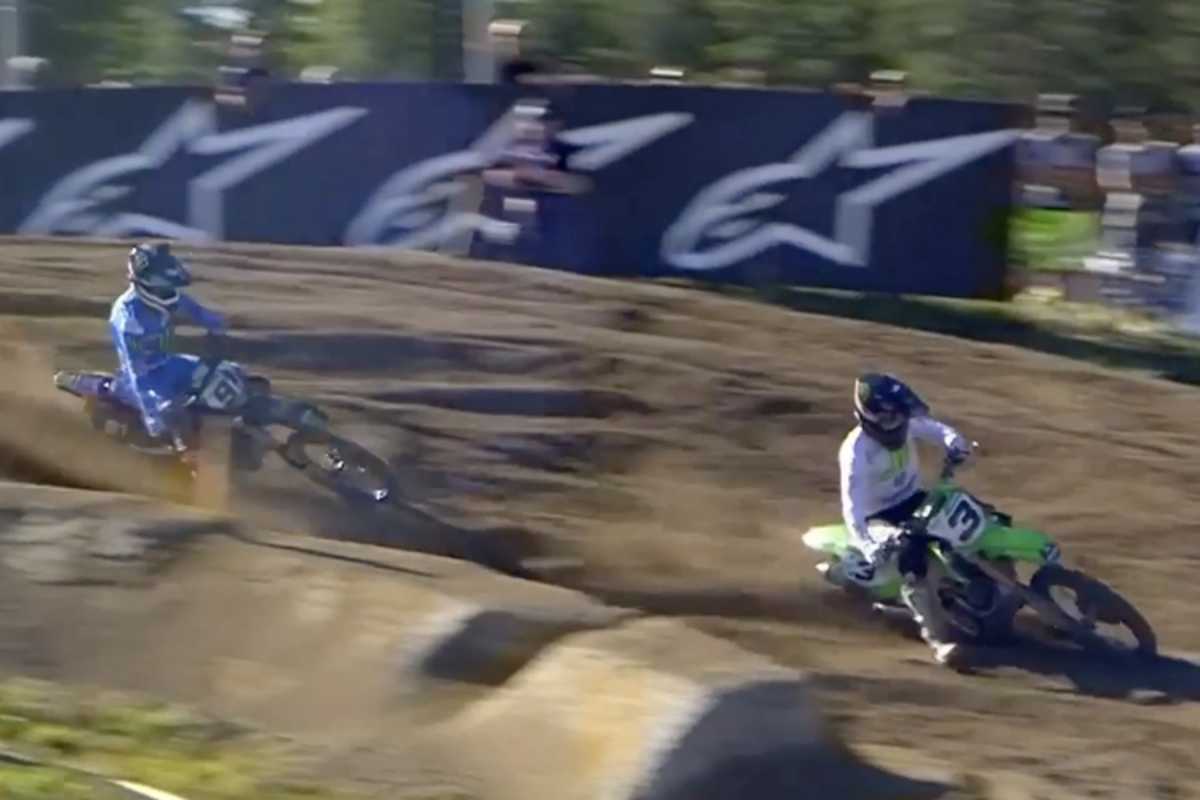 Romain Febvre überholte Jeremy Seewer und übernahm die Führung