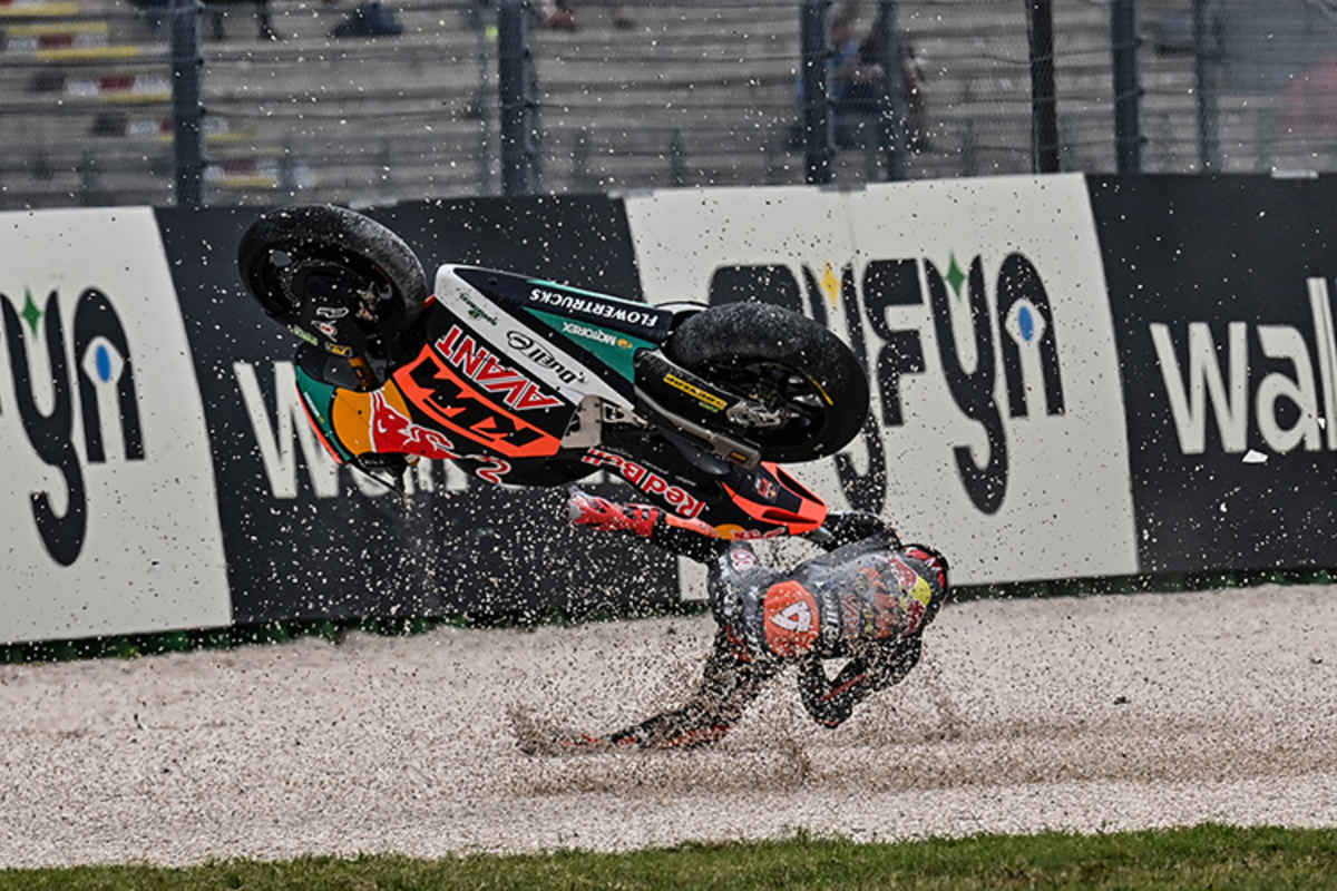 Augusto Fernández stürzte am Samstag in Misano schwer, bendete das Rennen aber auf Platz 3