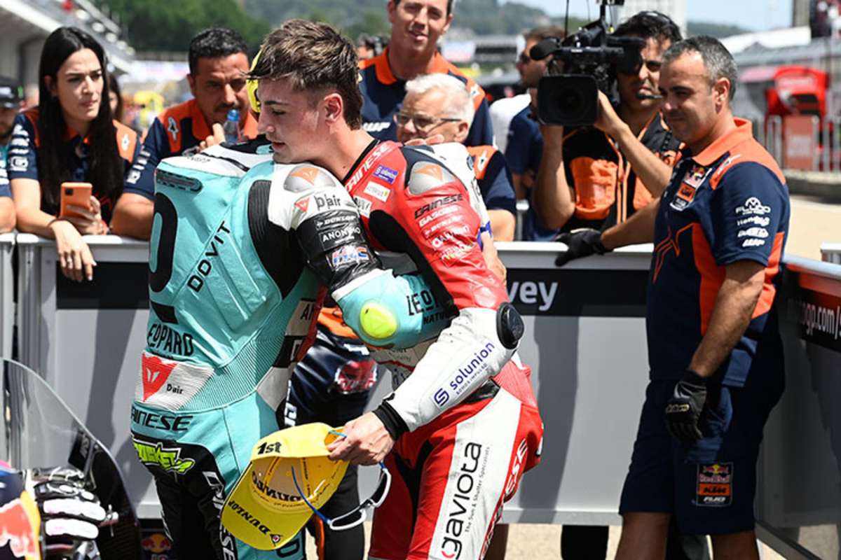 Die Fahrer verstehen sich gut: Foggia mit dem WM-Zweiten Izan Guevara (GASGAS)