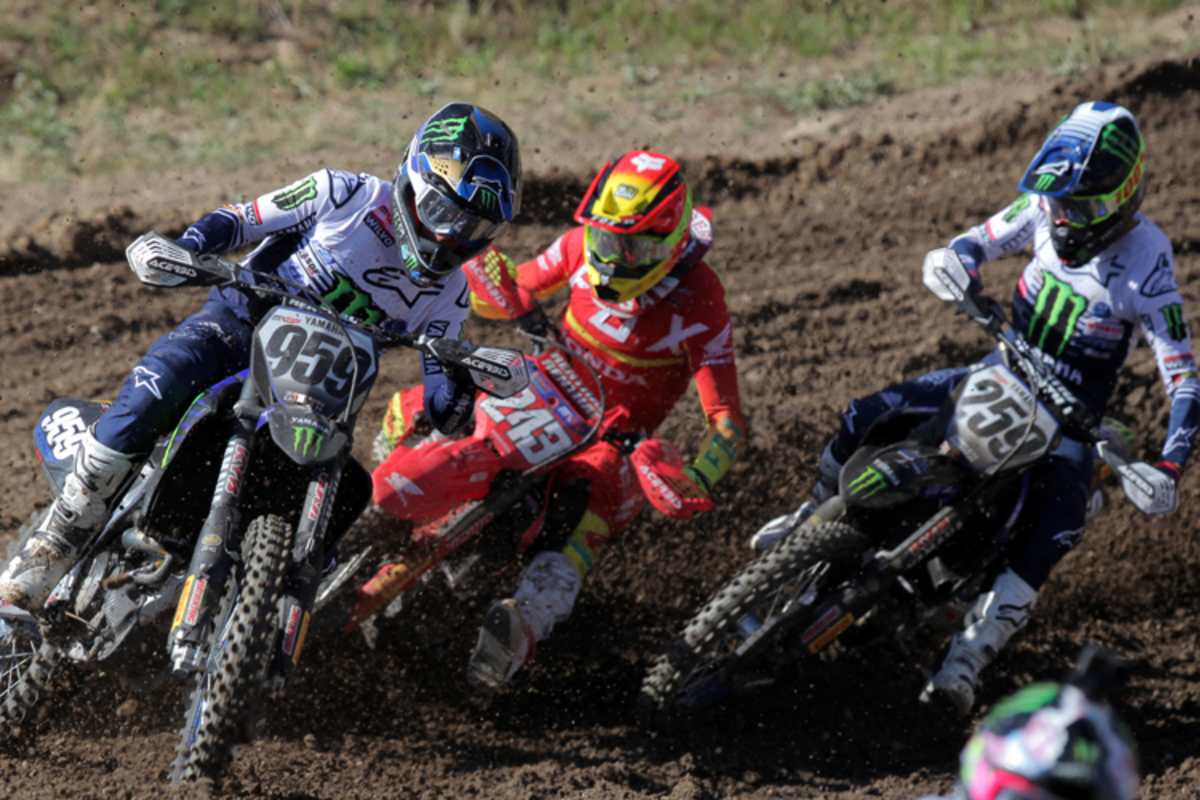 Gedränge in der ersten Runde des zweiten Laufs