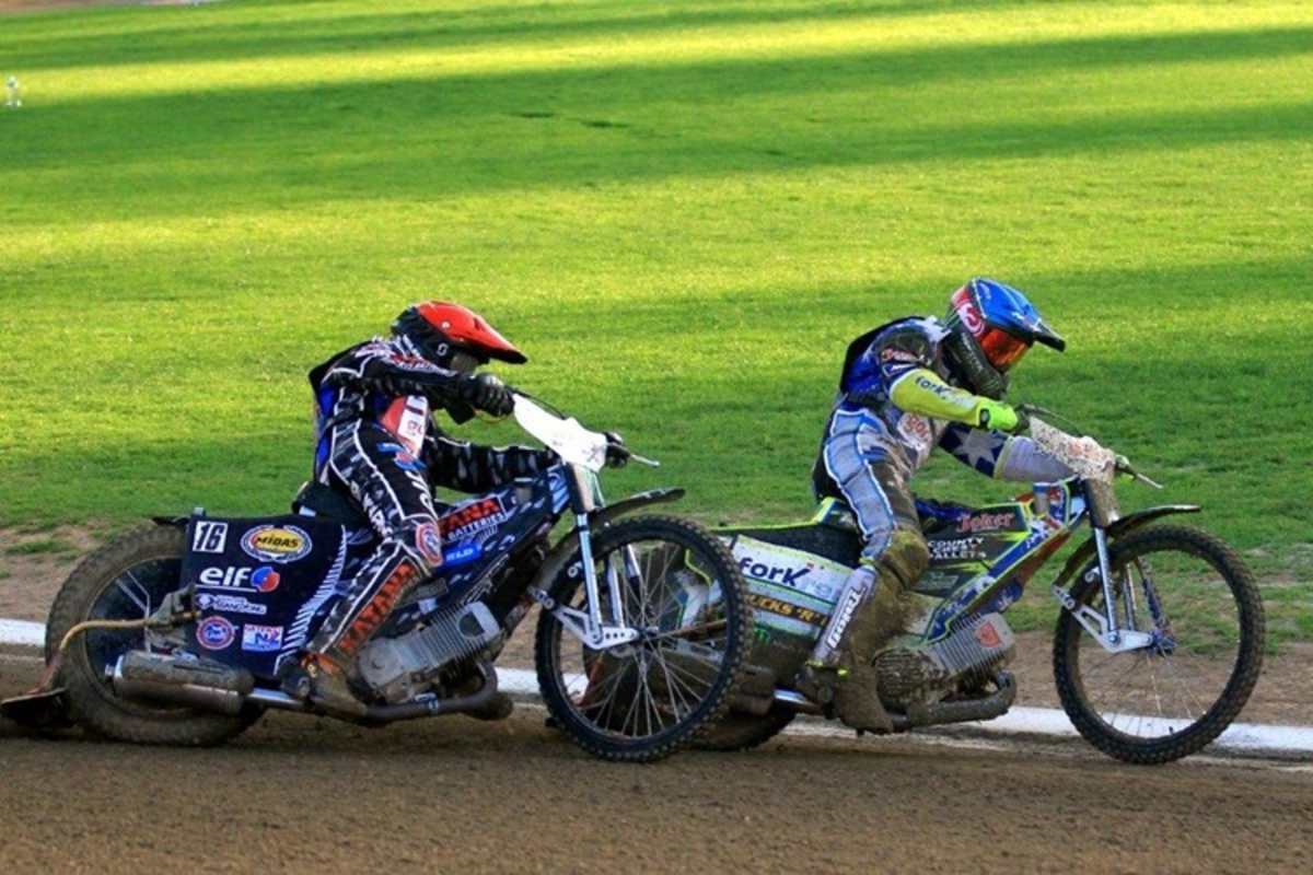Jason Bunyan und Darcy Ward