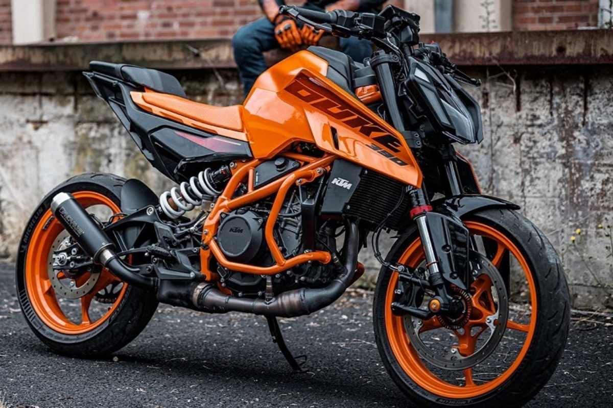 Die KTM 390 Duke sieht im neuen Design noch erwachsener aus und passt in die Führerscheinkategorie A2
