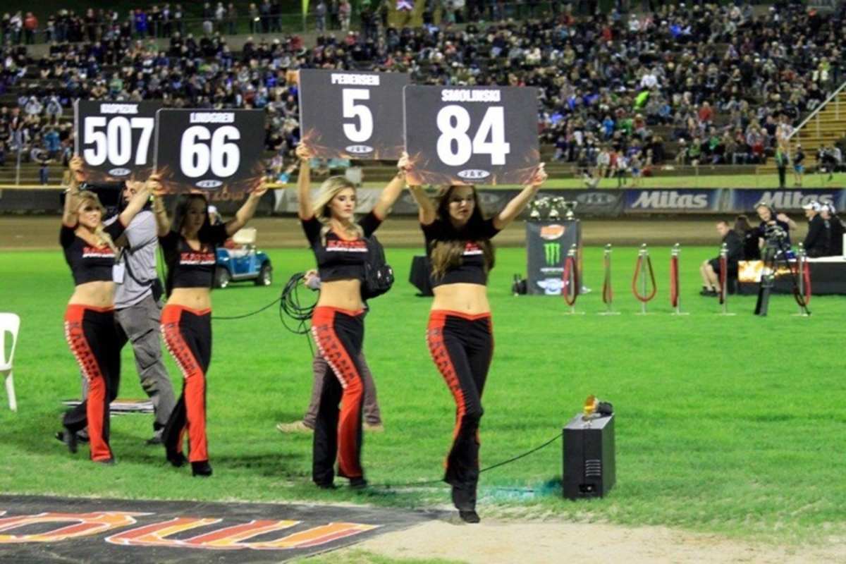 Kurz vor dem Finale - Die Startgirls laufen auf