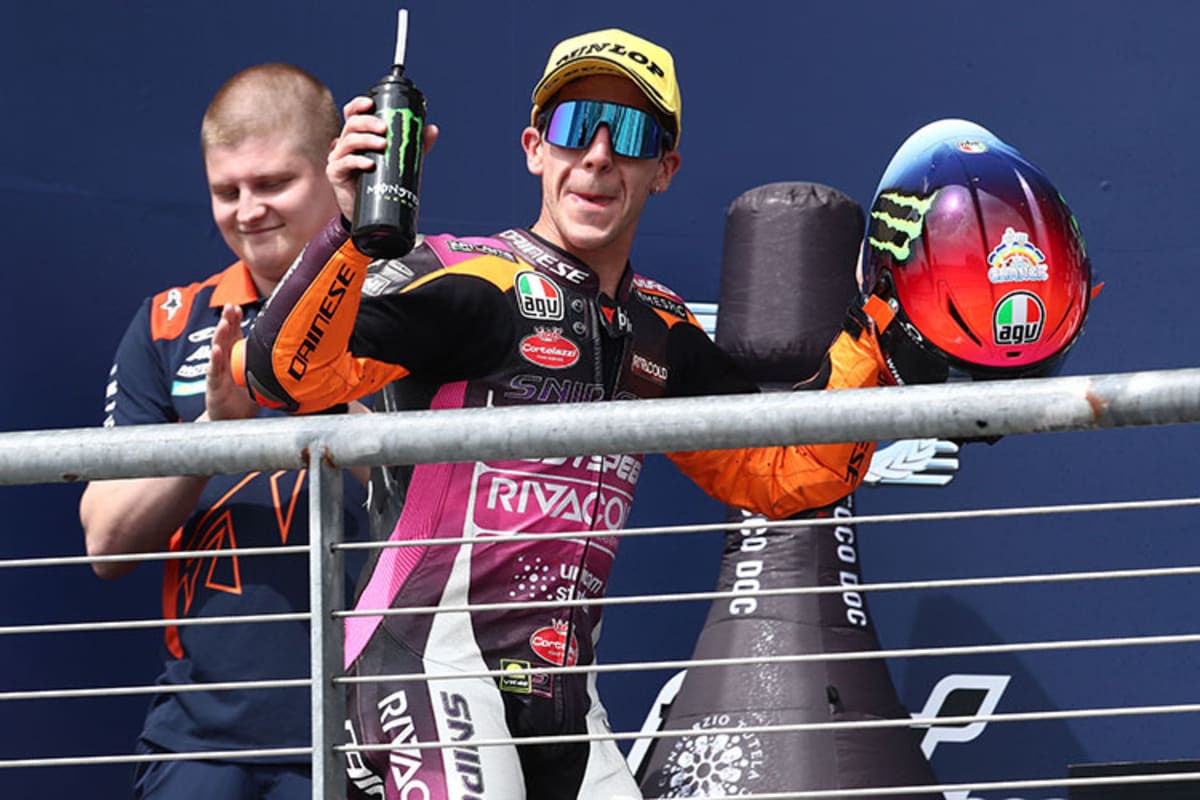 Andrea Migno nach Platz 3 in Texas 2022 auf dem Podest