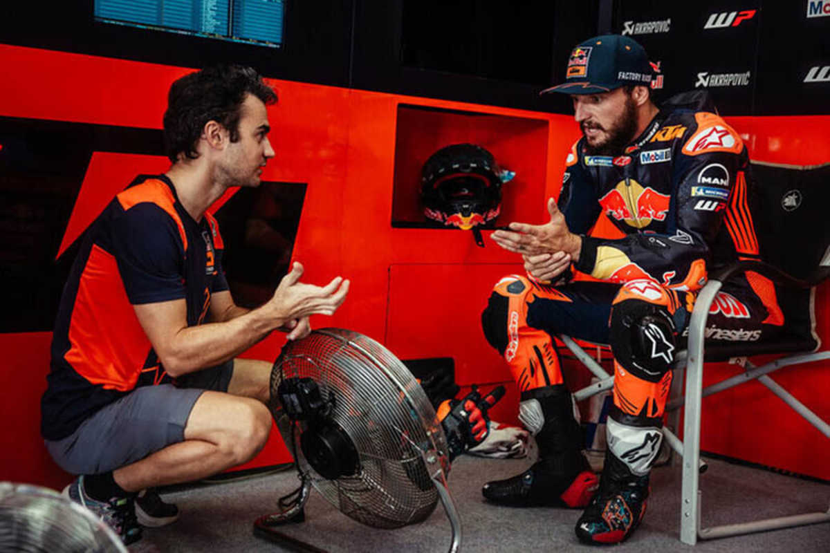 KTM-Testfahrer Dani Pedrosa mit Jack Miller