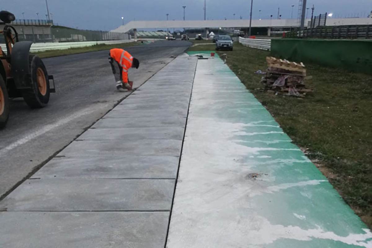 In Misano 2020 wurden erstmals Kerbs mit dem neuen Standard angelegt
