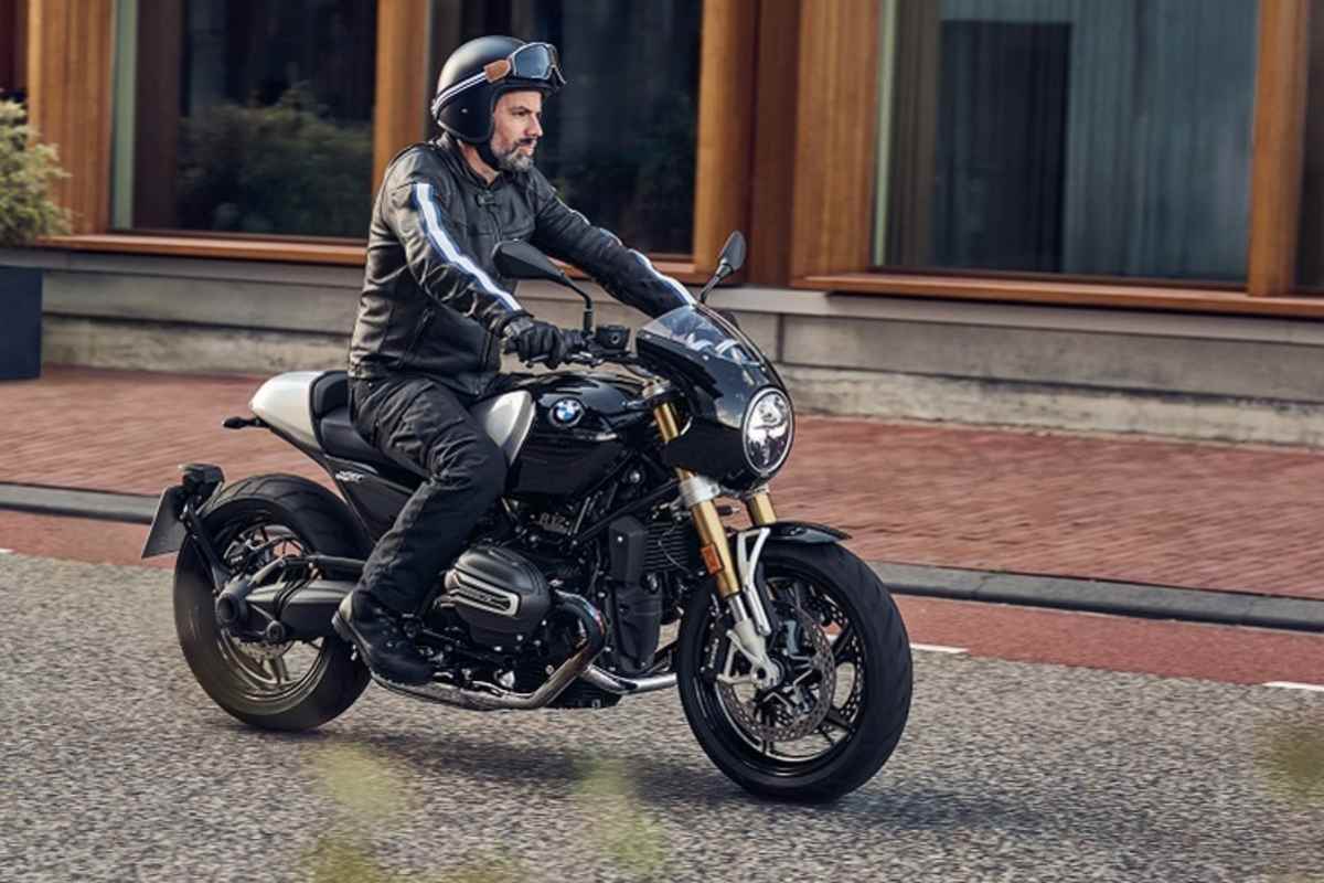 Die neue BMW R12 nineT ist äusserlich nur dezent verändert
