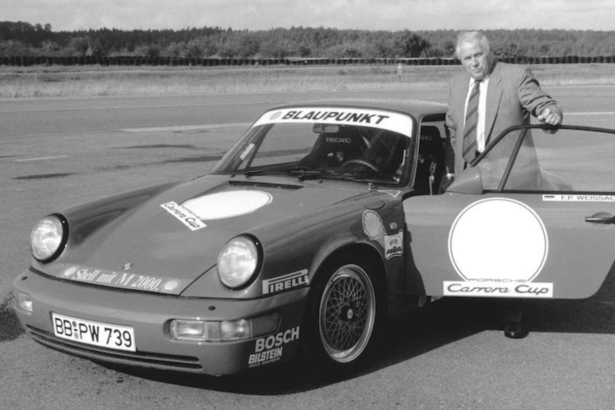Linge im Jahr 1989 an einem Porsche Carrera 2 Cup