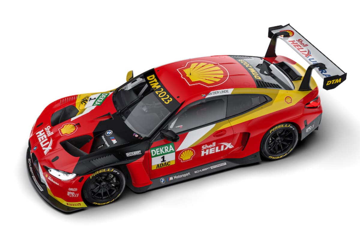 Sheldon van der Linde Schubert Motorsport BMW M4 GT3
