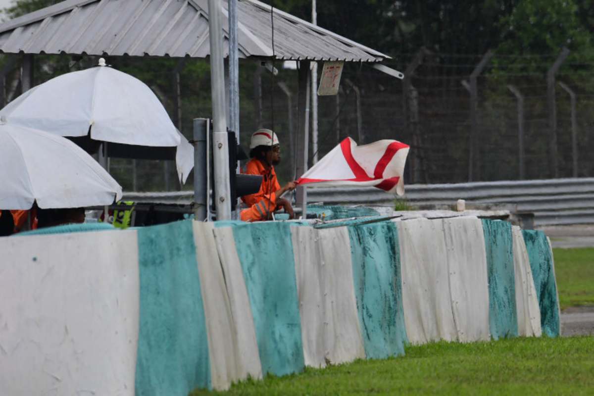 Regenflaggen in Sepang