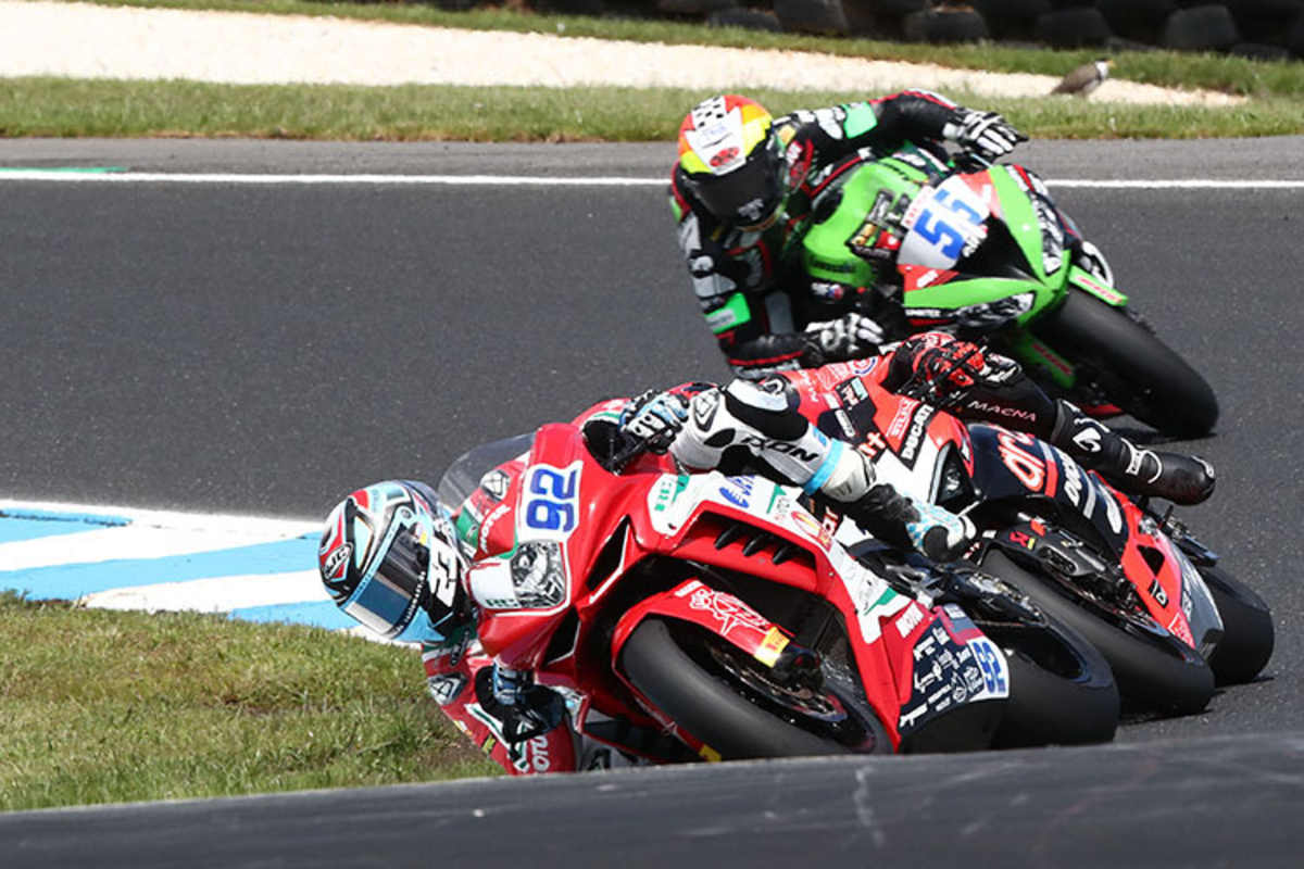 Marcel Schrötter auf der MV Agusta beim SSP-WM-Lauf in Phillip Island