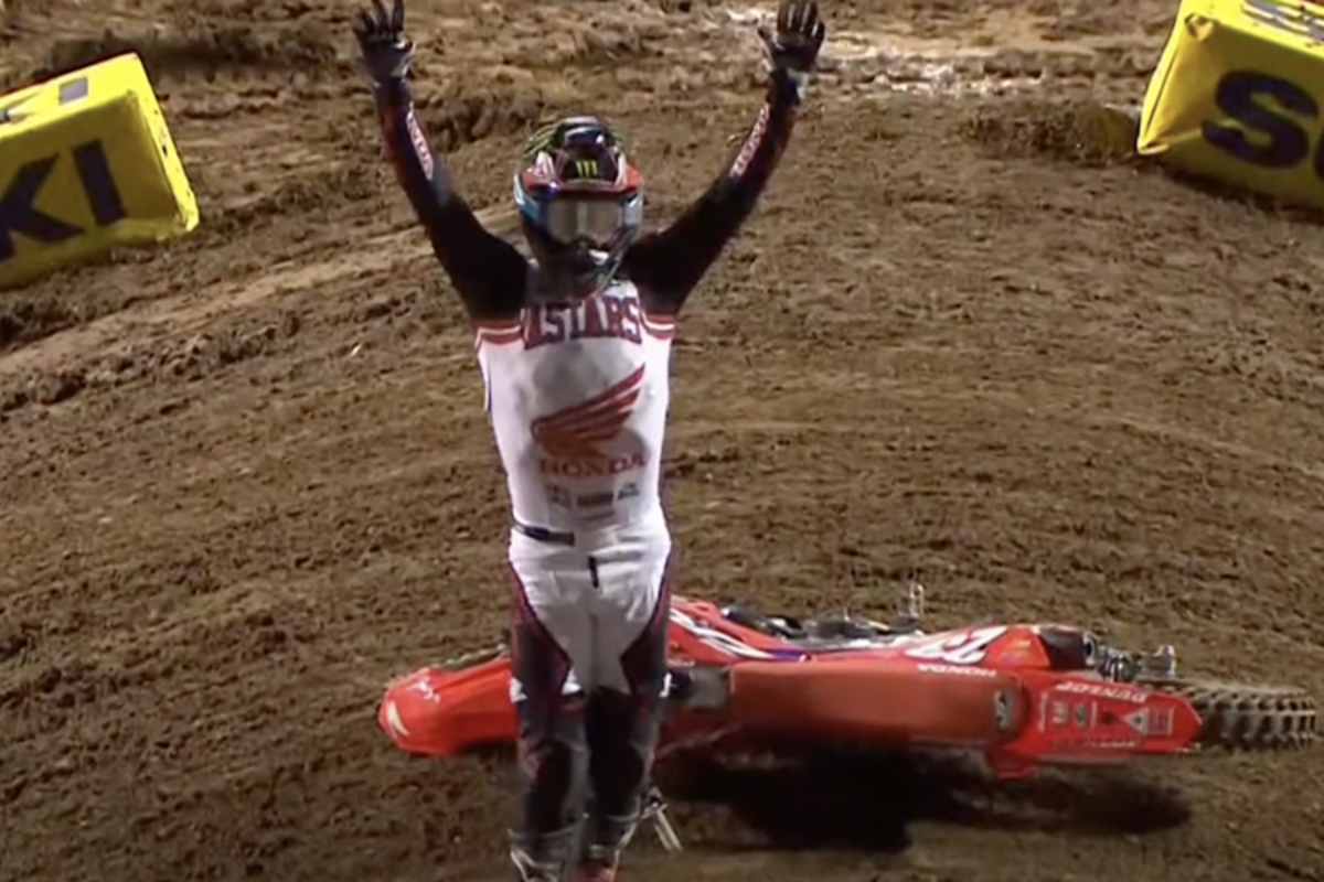 Chase Sexton feiert seinen Sieg in Salt Lake City