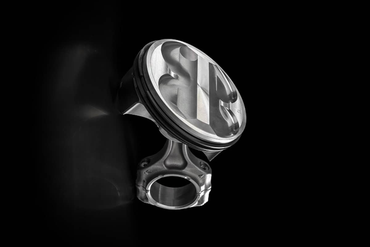 Box in Box Kolben, kurzes Pleuel mit geteiltem Pleuelfuss und Gleitlager