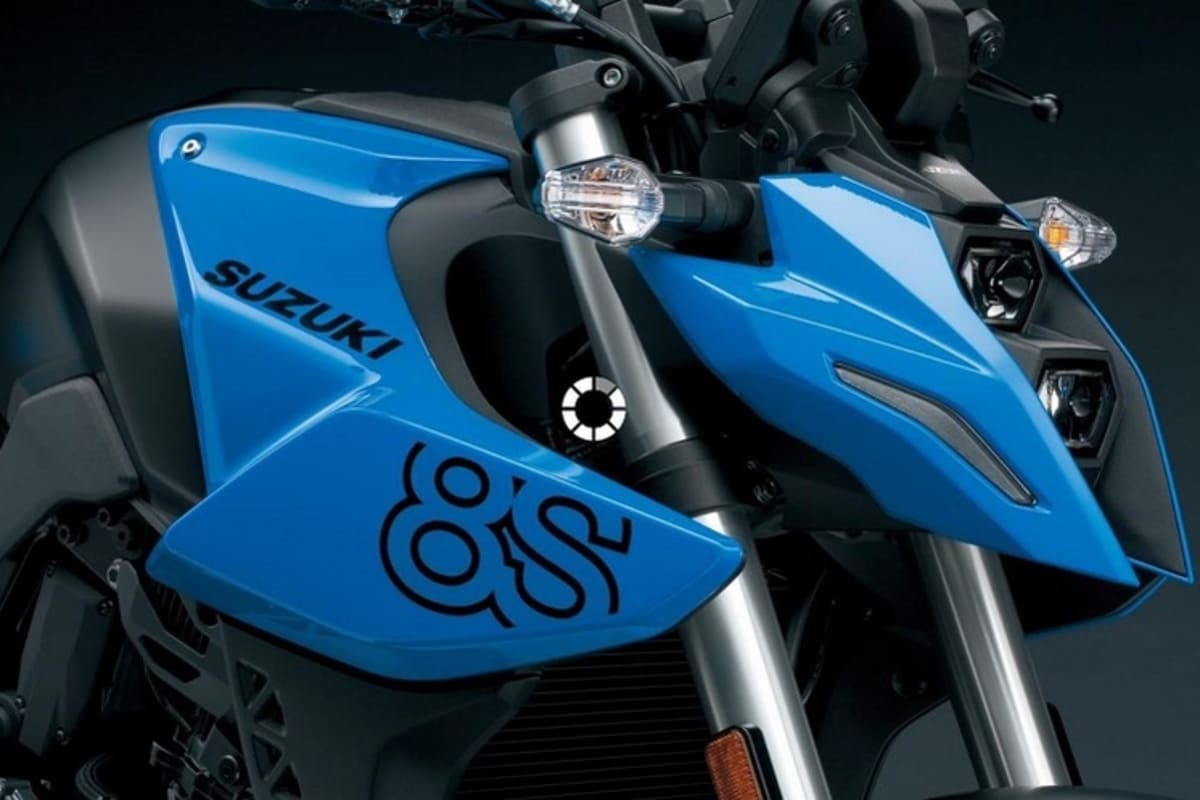 Charakteristische Front mit zwei übereinander angeordneten LED-Scheinwerfern