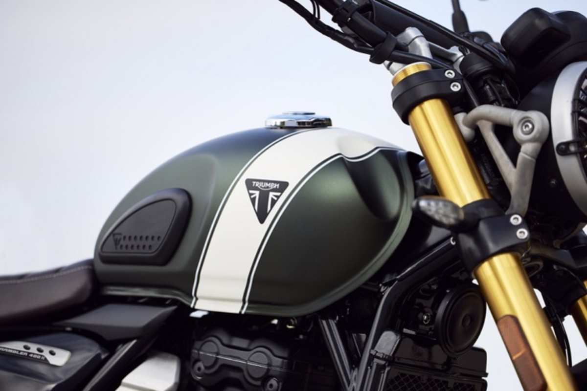 Tanklackierung im Stil klassischer Triumph-Modelle