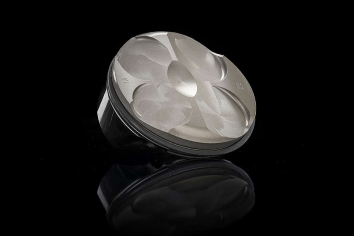 Kolben mit neuer Geometrie und DLC-Beschichtung für 5 Gramm Gewichtsersparnis