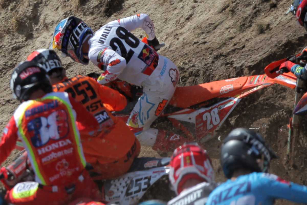 Am Start geht es in Loket immer sehr eng zu