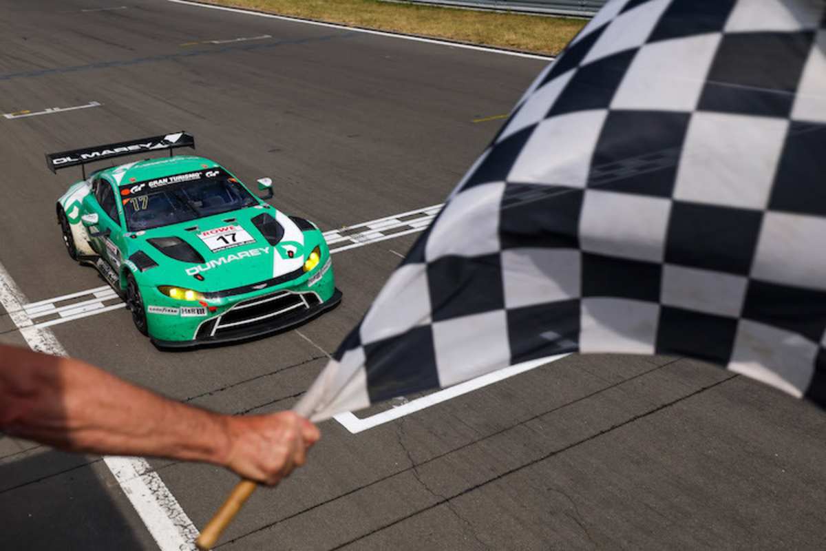 PROsport Racing fuhr erstmals mit dem Aston Martin Vantage GT3 auf einen Podestplatz - Maxime Dumarey und Mike David Ortmann gewannen zudem die SP9 Pro-Am-Klasse