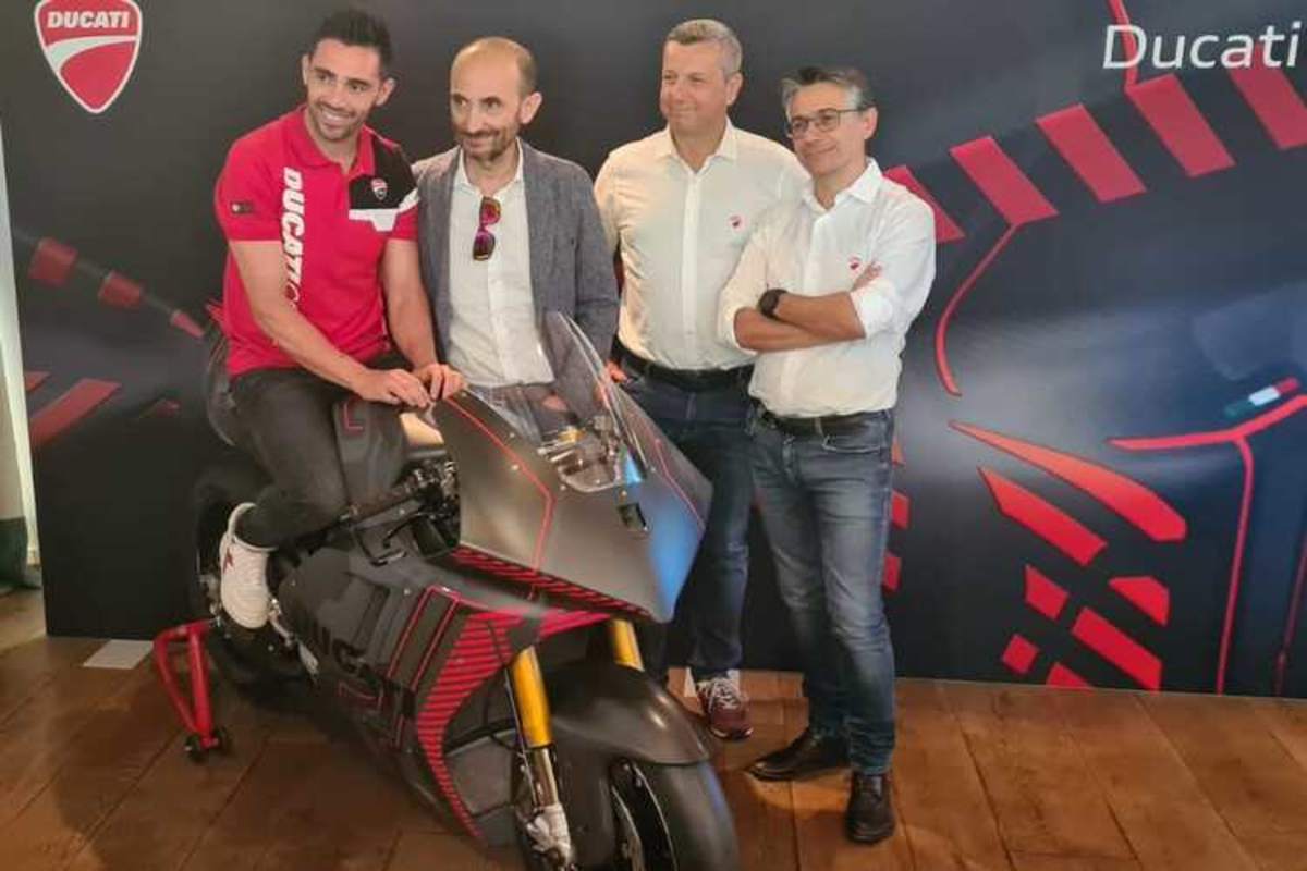 Pirro, Domenicali, Canè, De Silvio (v.l.)