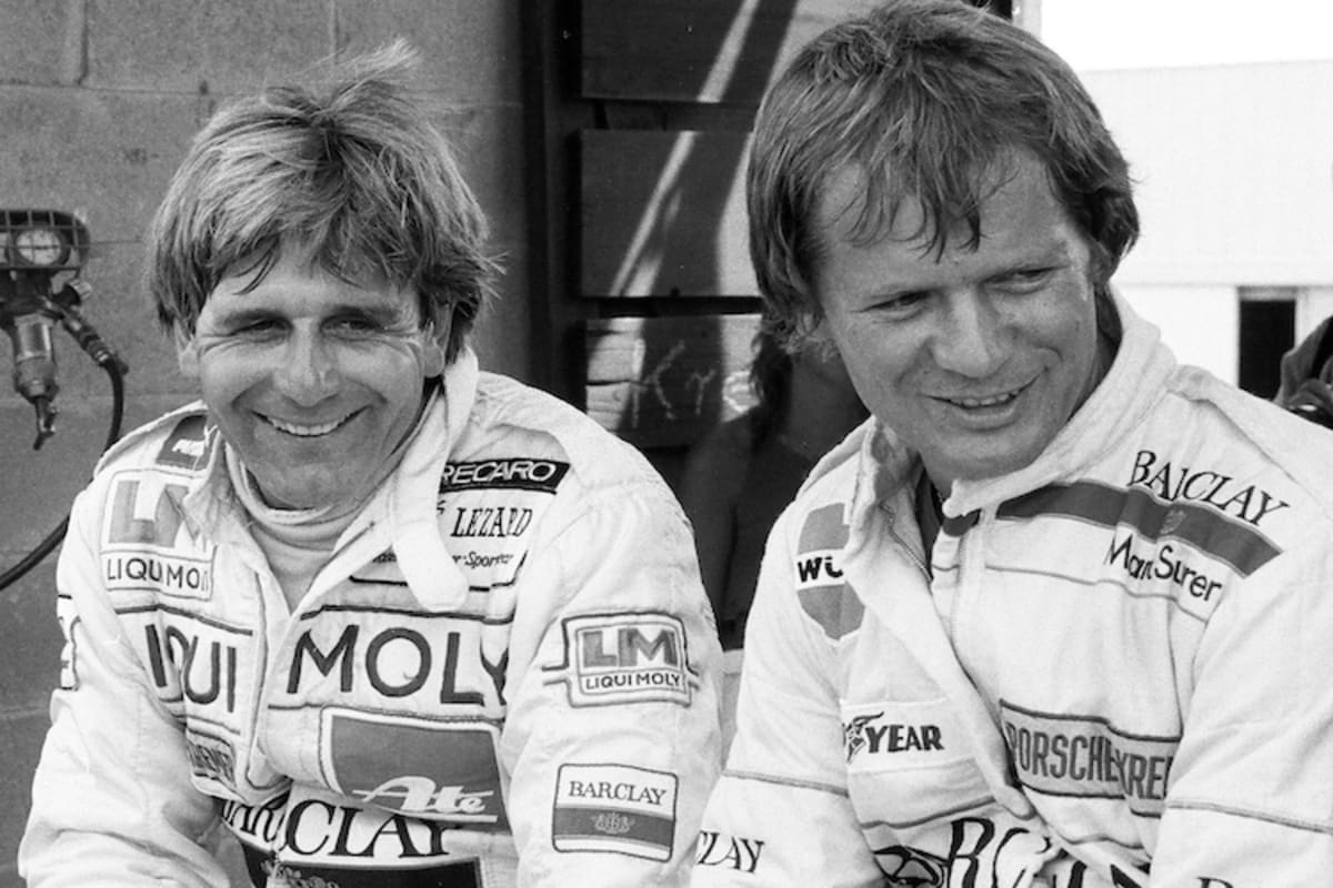 Eines der letzten Fotos: Winkelhock mit Cockpit-Partner Marc Surer in Mosport