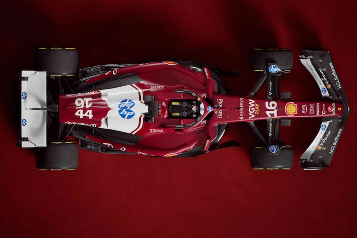 Markante weisse Flächen für Hauptsponsor hp