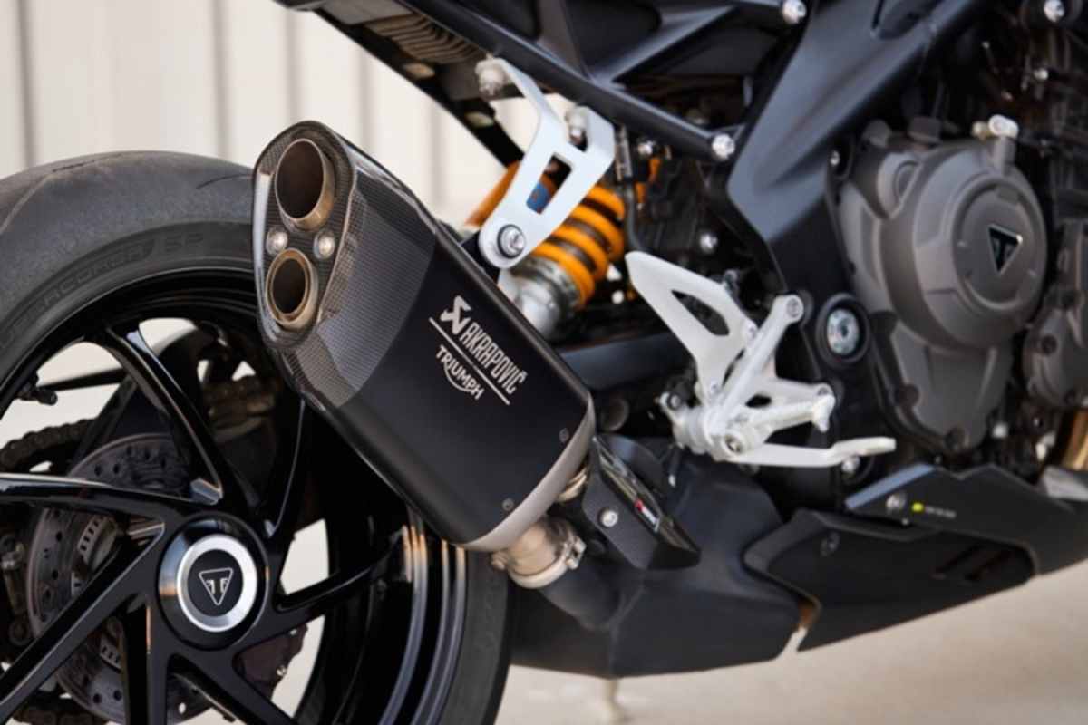 Die neue Auspuffanlage hilft, Euro 5+ zu erfüllen und bringt 3 PS