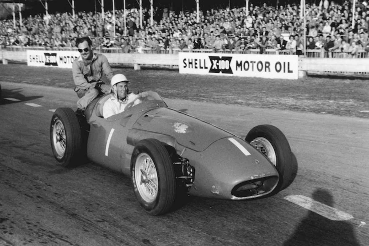 Stirling Moss hat 1956 Archie Scott-Brown mitgenommen