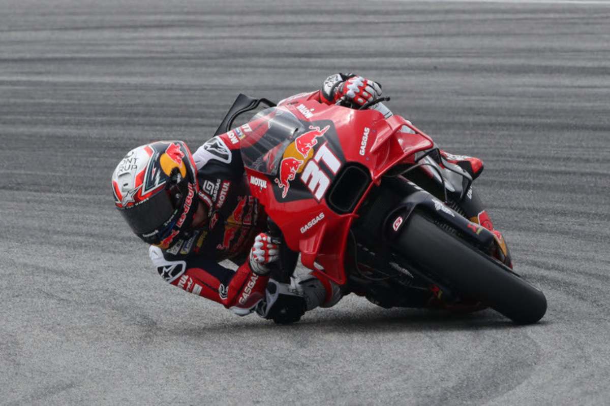 Pedro Acosta an seinem zweiten Tag auf dem MotoGP-Bike