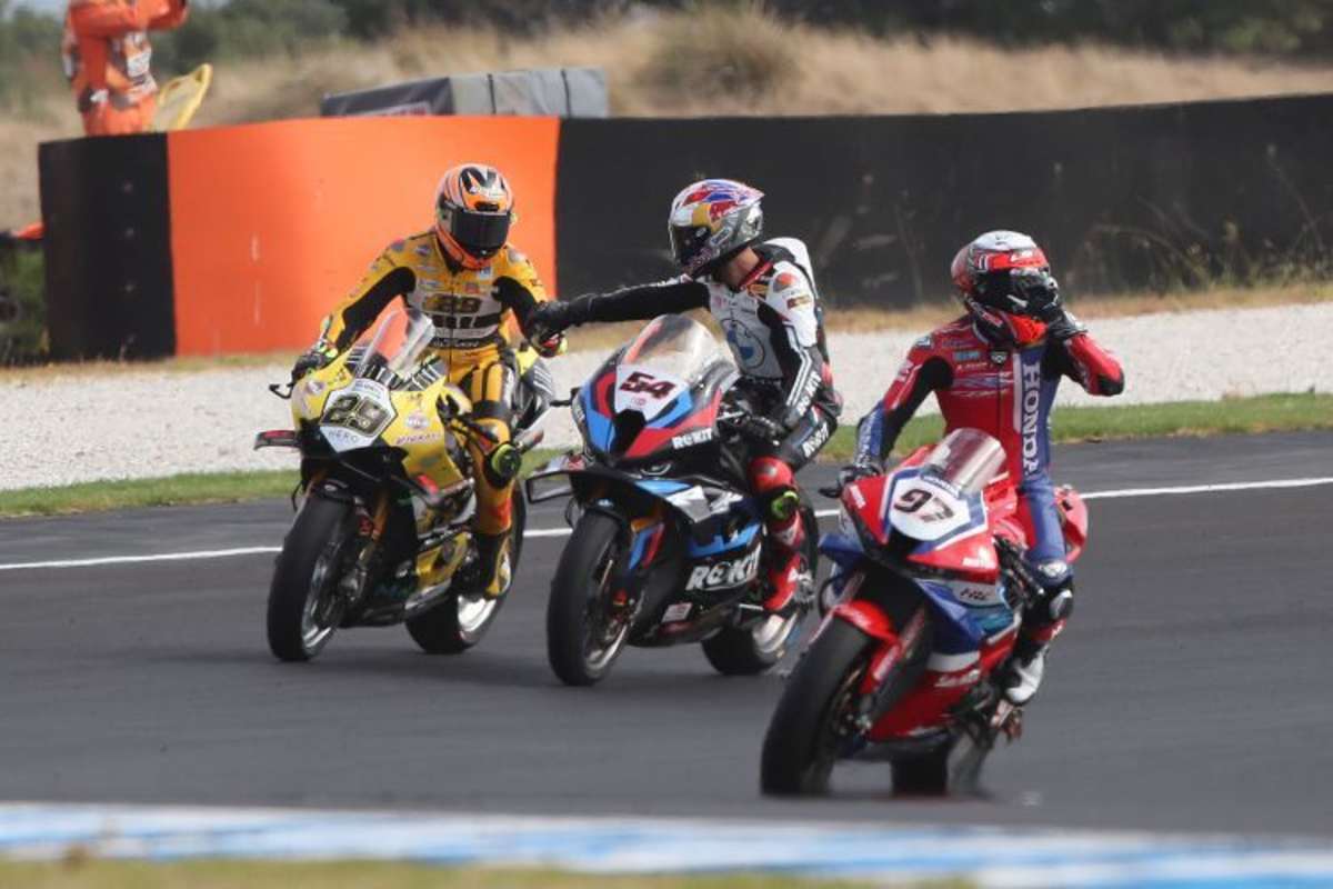 Andrea Iannone & Toprak Razgatlioglu