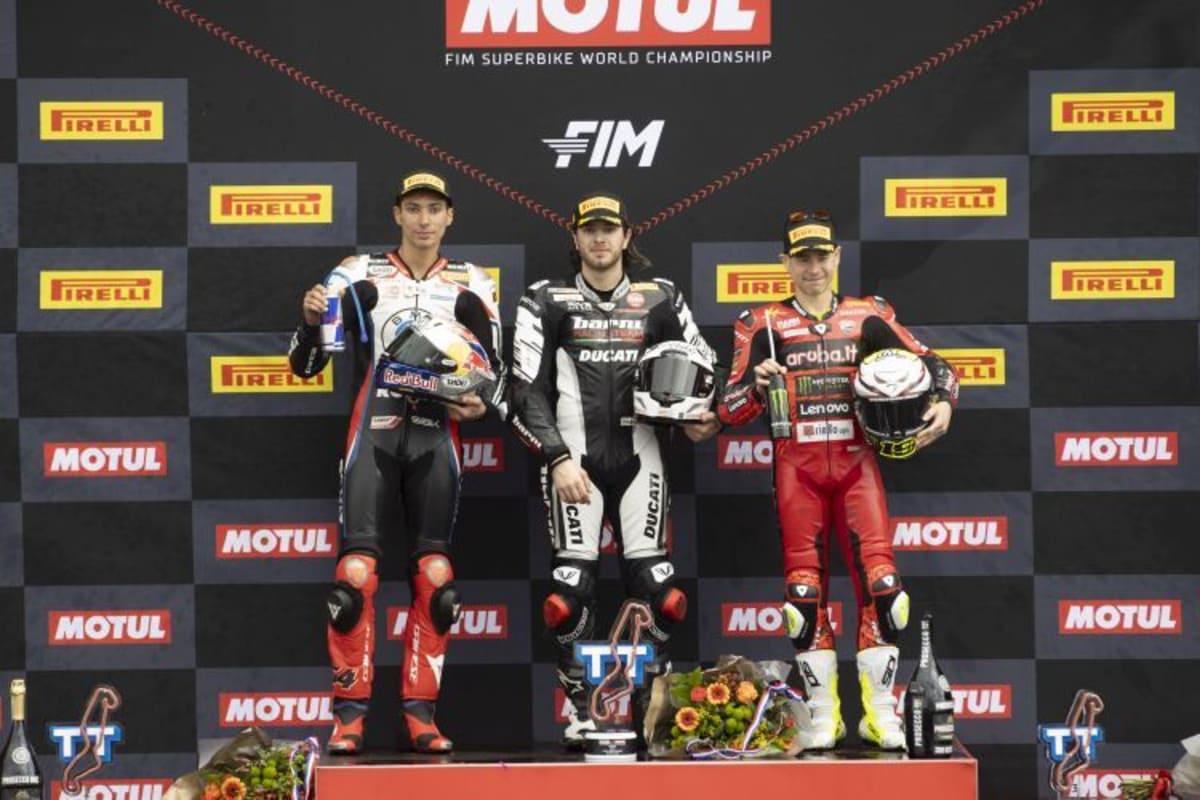 1. Rennen - Toprak Razgatlioglu, Nicholas Spinelli & Álvaro Bautista